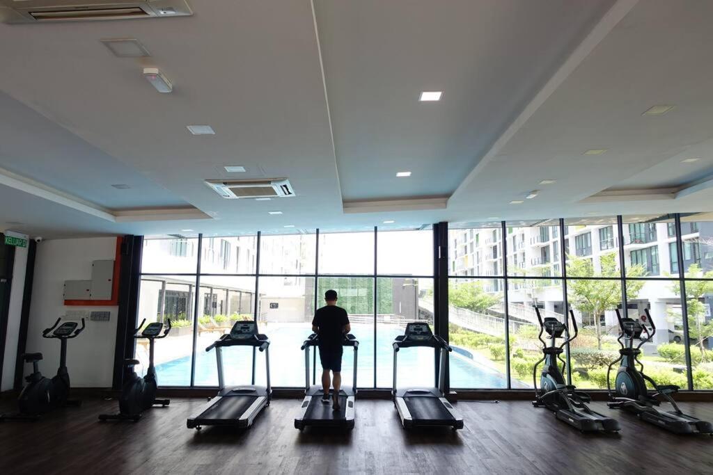 8Pax Cozy Home Stay Jazz Suites 1 Vivacity Kuching Sarawak 3Br Kültér fotó