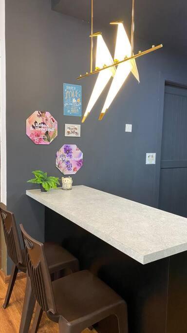 8Pax Cozy Home Stay Jazz Suites 1 Vivacity Kuching Sarawak 3Br Kültér fotó